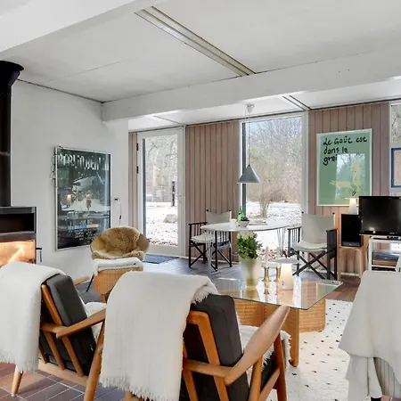 Amazing In With 3 Bedrooms And Internet * 길렐라이에