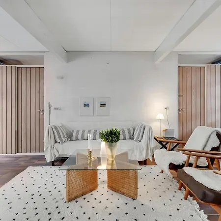 펜션 Amazing In With 3 Bedrooms And Internet 길렐라이에
